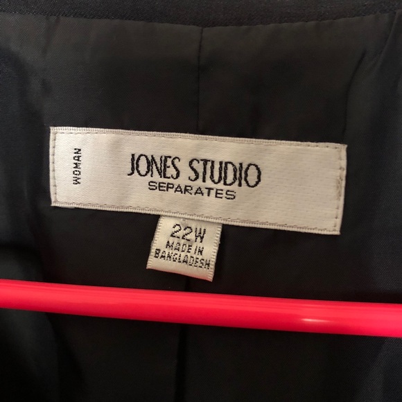 Single Button Black Blazer - Picture 3 of 5